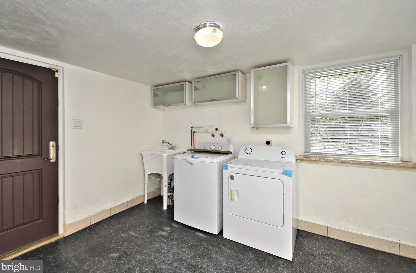 1608 Chattin Rd, Ardsley PA  19038-7119 exterior