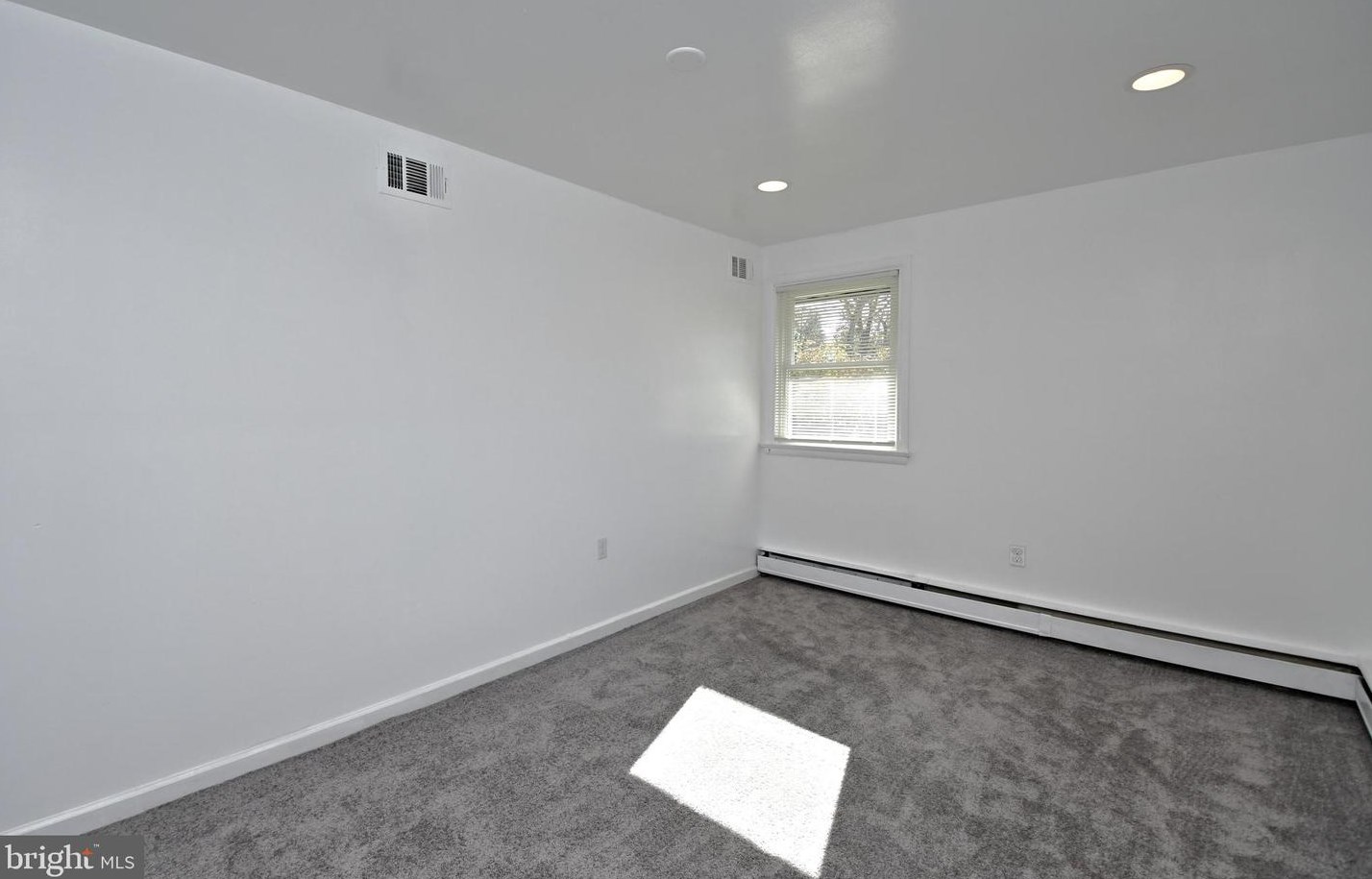 1608 Chattin Rd, Ardsley PA  19038-7119 exterior