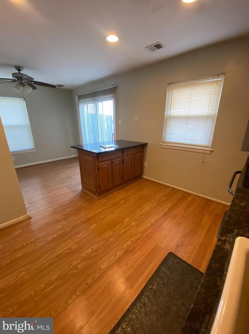 15 Donovan Ct, North Wales PA 19454-4000 exterior