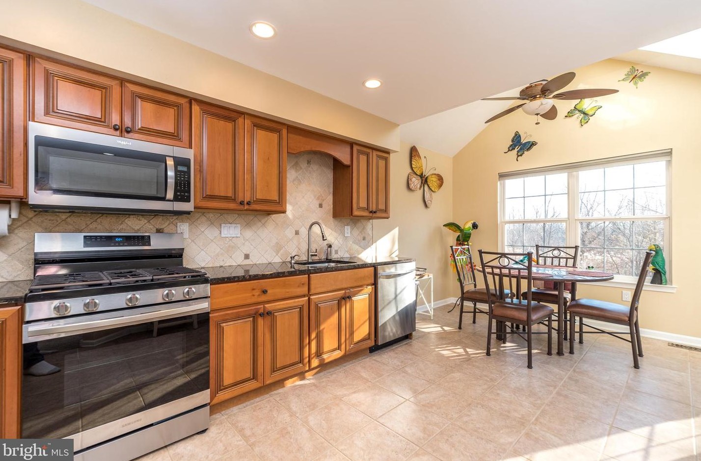 208 Filly Dr, North Wales PA  19454-4299 exterior