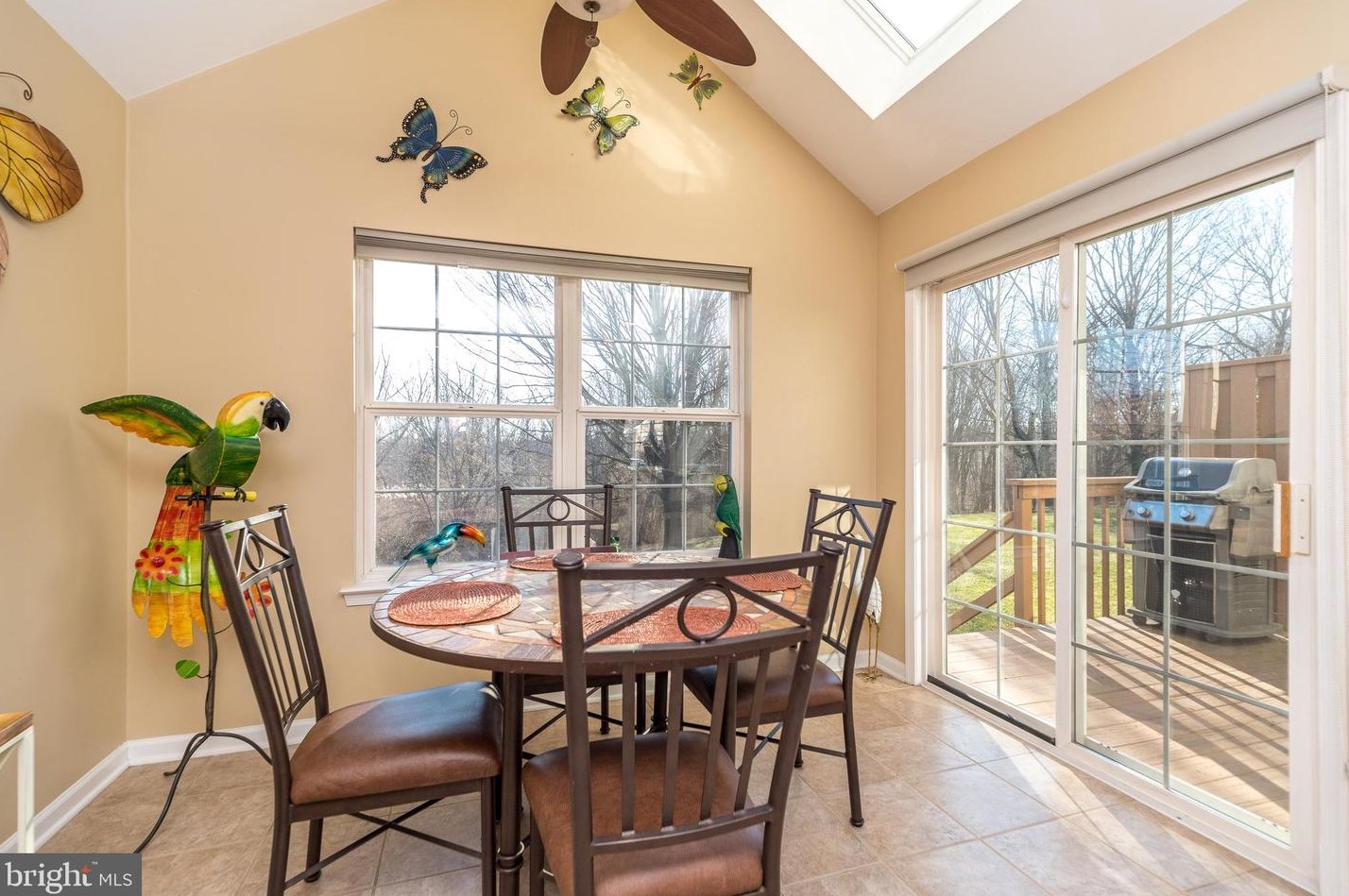 208 Filly Dr, North Wales PA  19454-4299 exterior