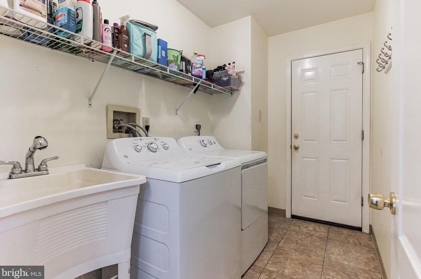 139 Mallard Dr, North Wales PA 19454-1193 exterior