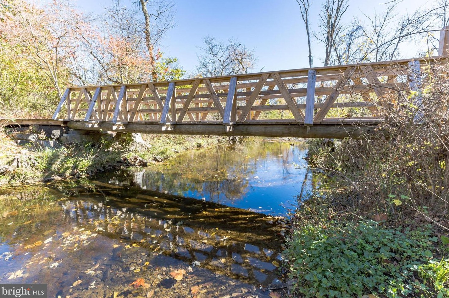 139 Mallard Dr, North Wales PA 19454-1193 exterior