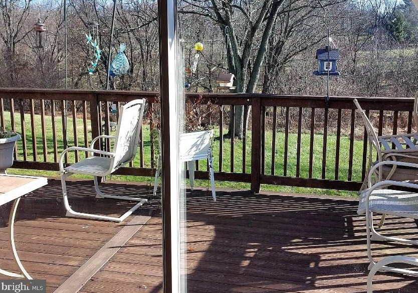 367 Indian Crest Way, Harleysville PA  19438-1827 exterior