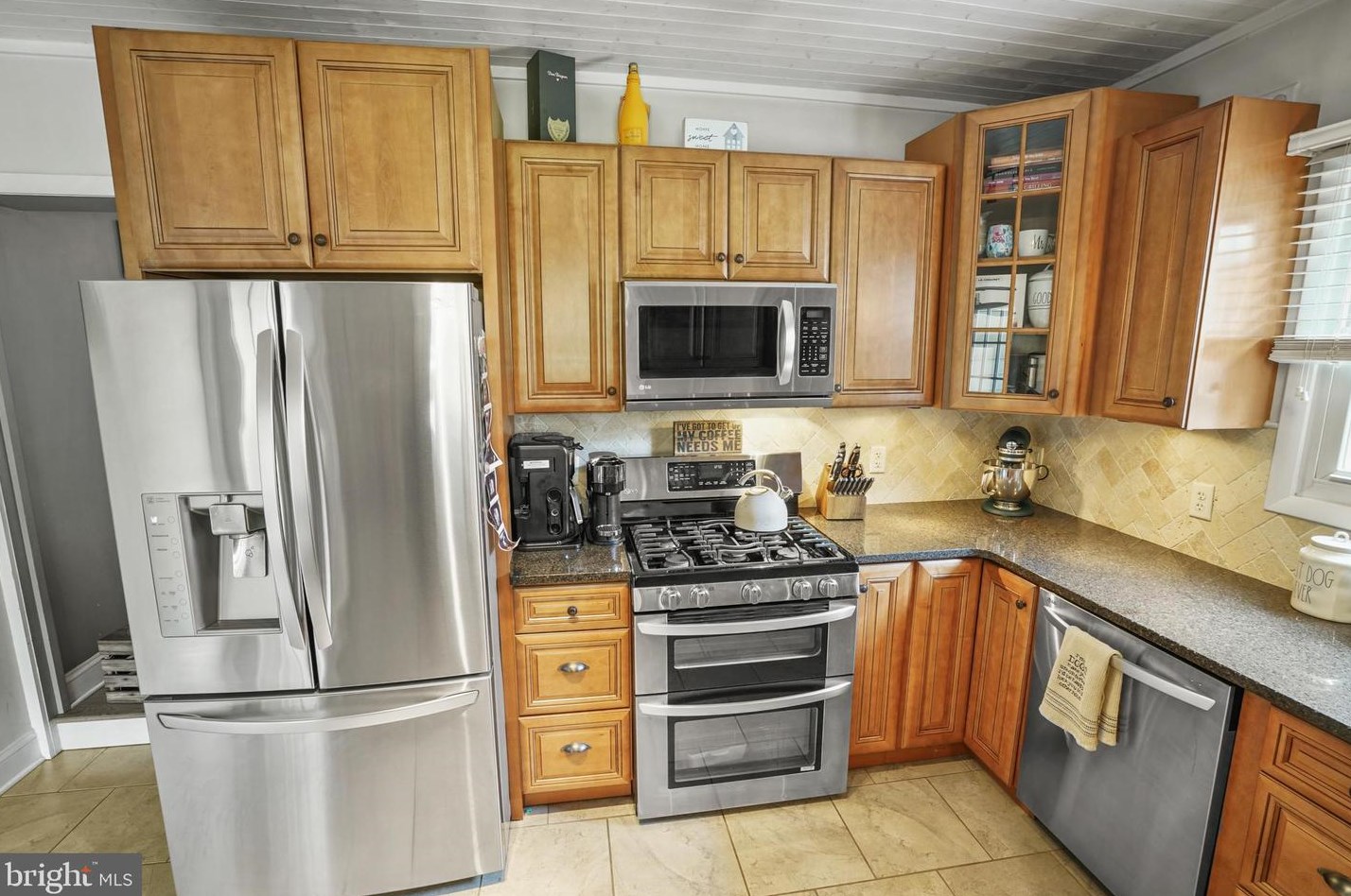 129 Montgomery Ave, North Wales PA  19454-3411 exterior