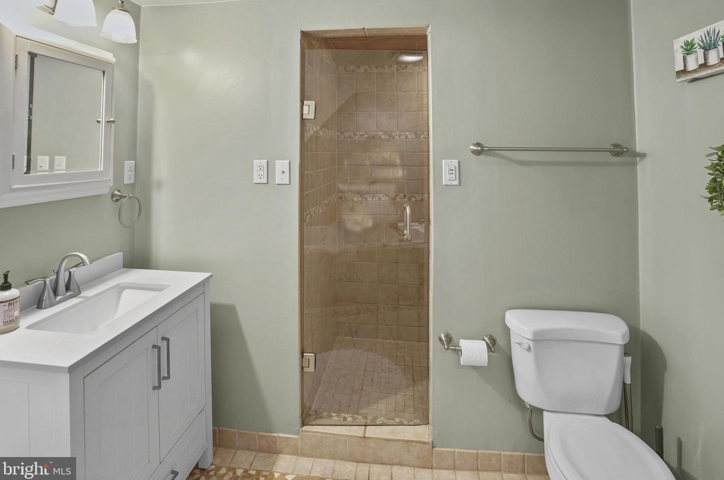 129 Montgomery Ave, North Wales PA  19454-3411 exterior