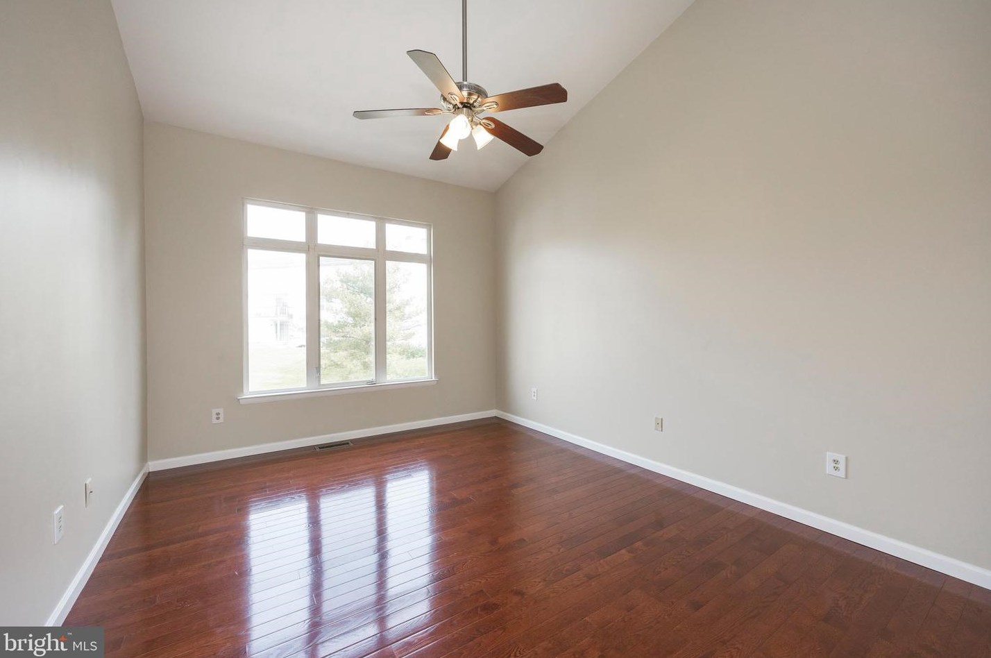 3107 Hemmingway Dr, North Wales PA  19454-2030 exterior