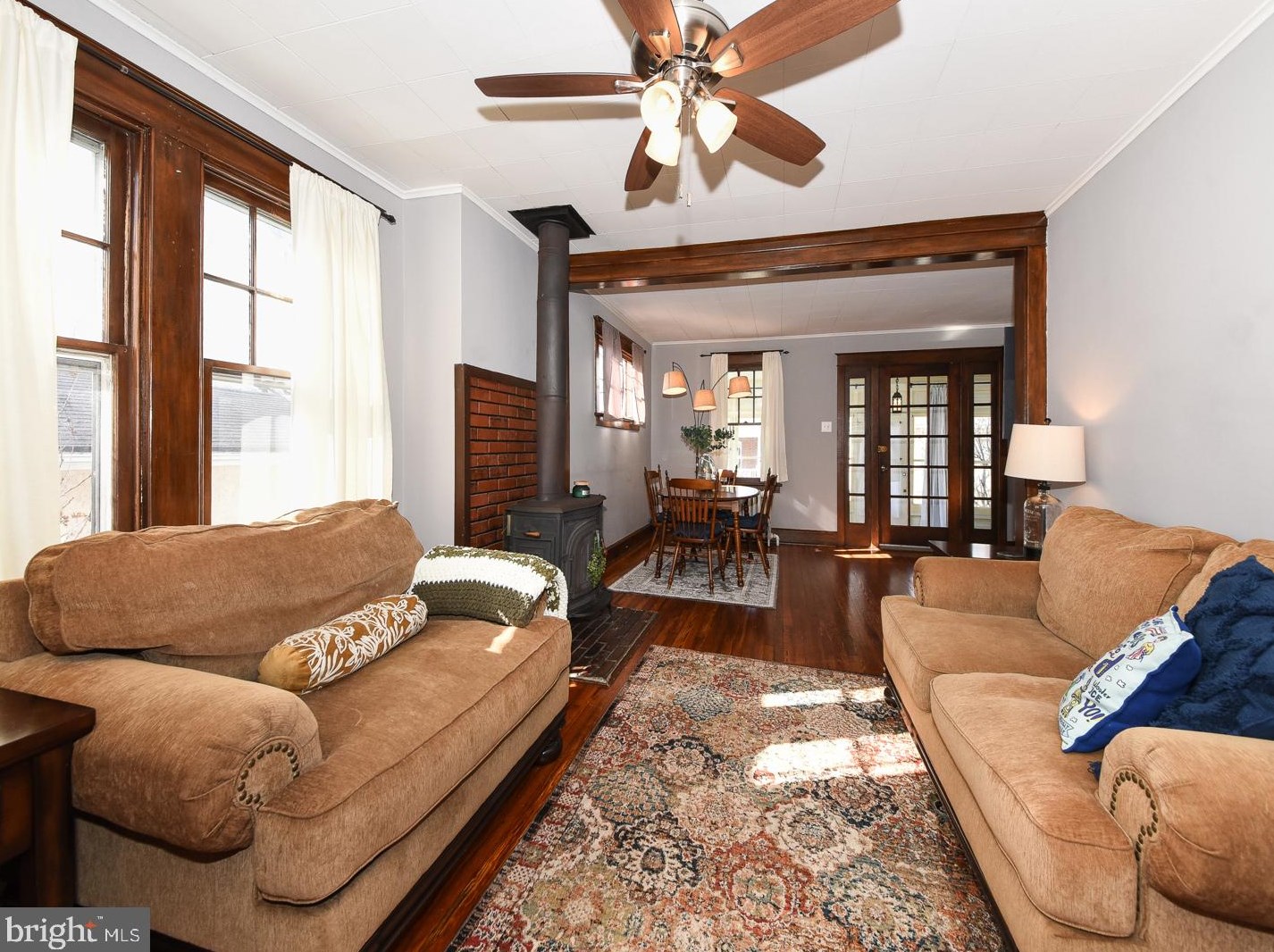 667 Harrison Ave, Ardsley PA  19038-2505 exterior