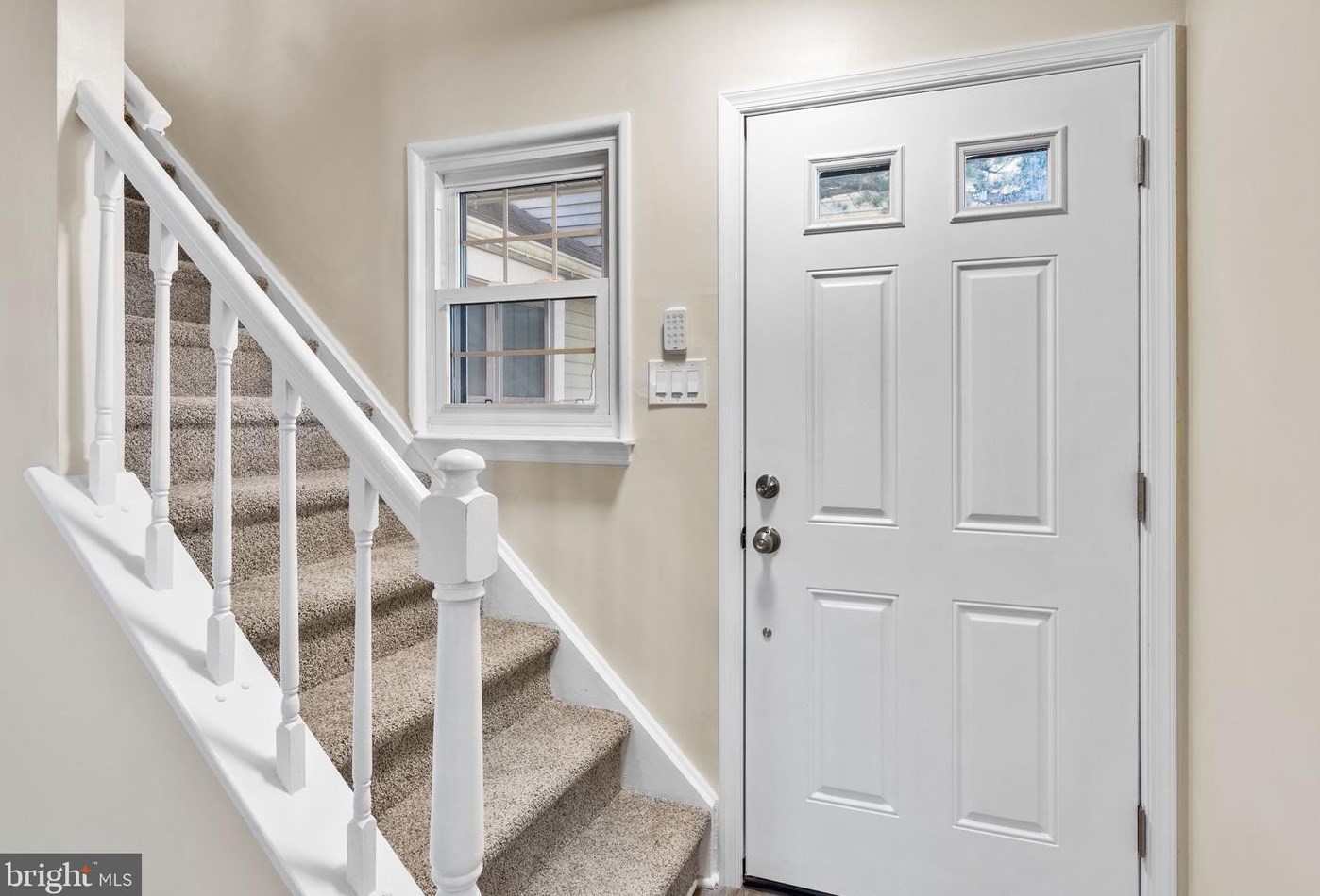 102 Rutledge Ct, North Wales PA  19454-1037 exterior