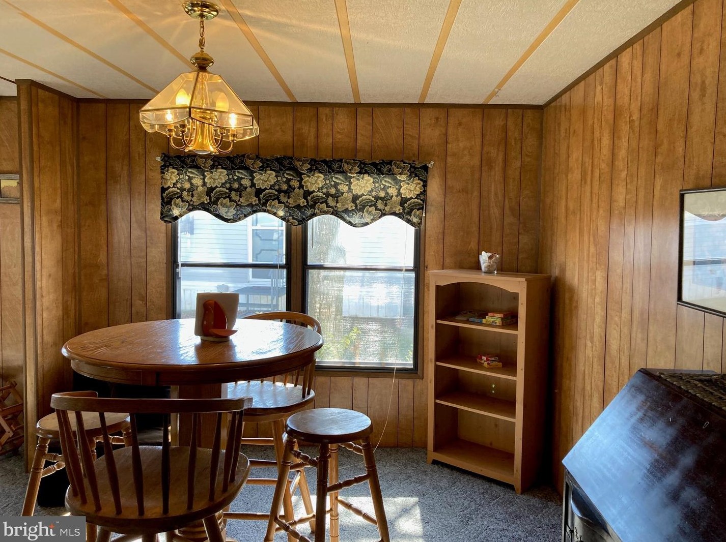 427 Running Brook Rd, North Wales PA  19454-1161 exterior