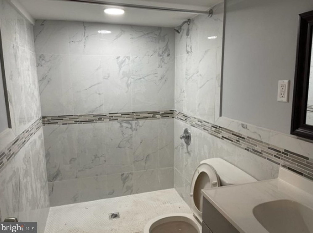 1460 Manoa Rd, Penn Wynne PA  19096-3502 exterior