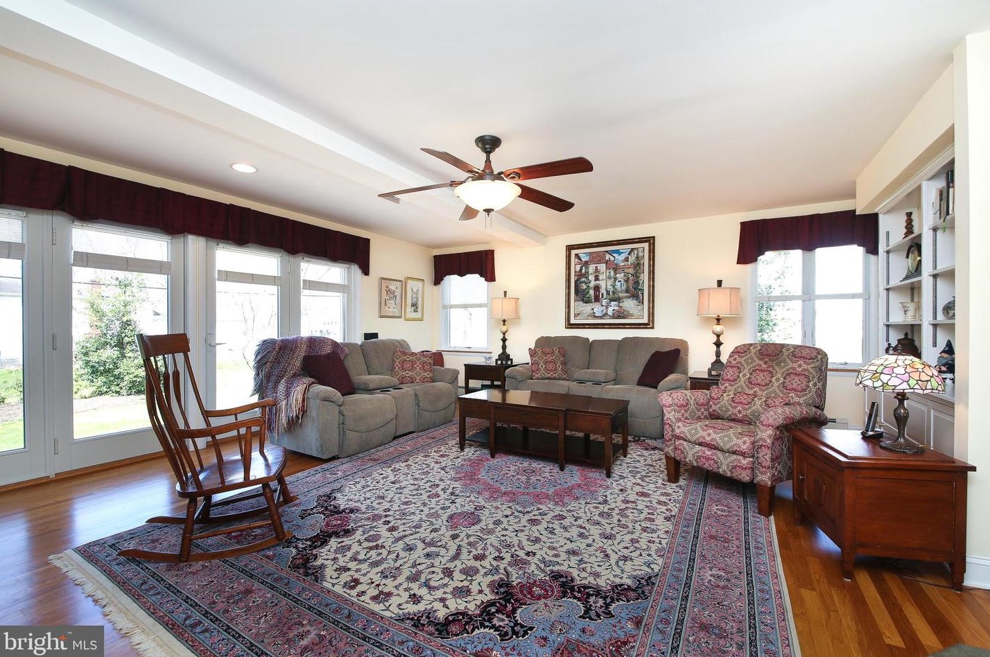 114 White Oak Rd, North Wales PA  19454-2450 exterior