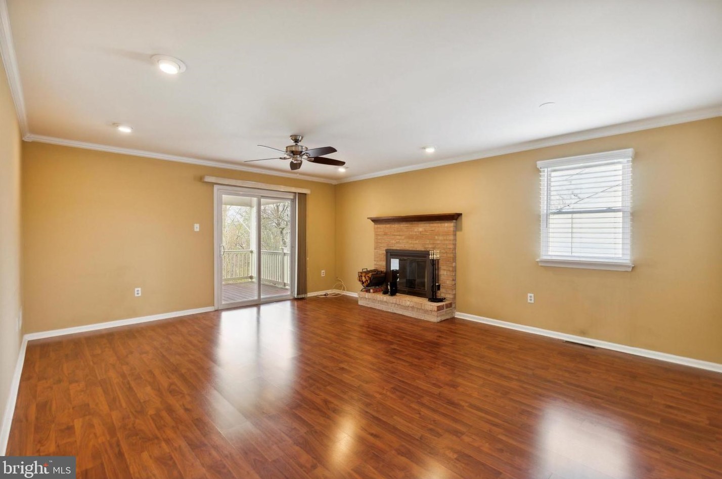 105 Stayman Dr, North Wales PA  19454-1433 exterior