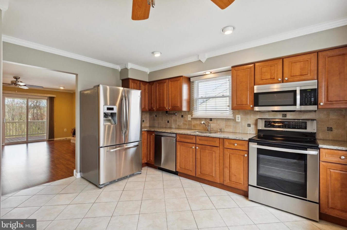 105 Stayman Dr, North Wales PA  19454-1433 exterior