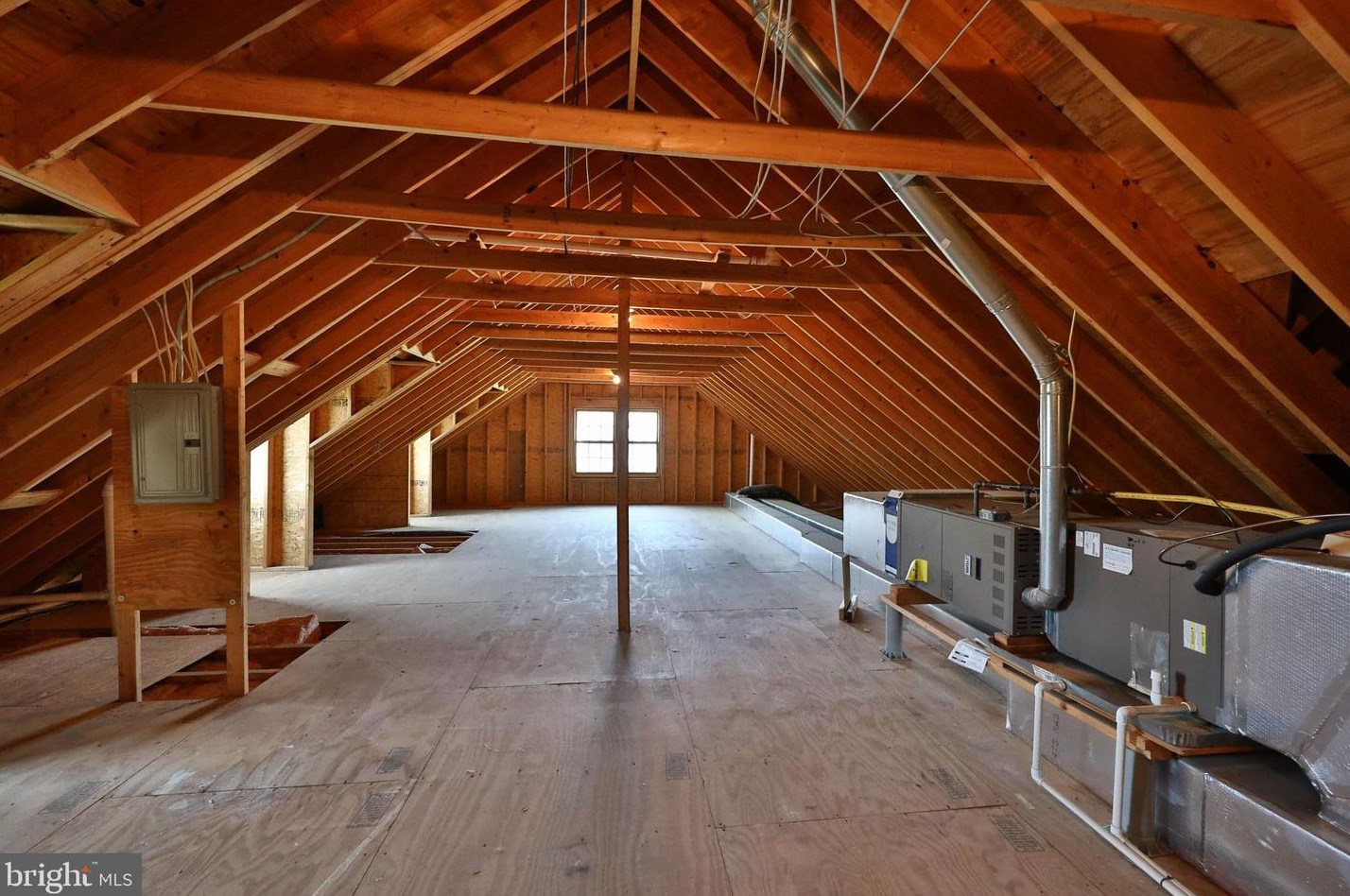 1318 Pine Brook Ct, Prospectville PA  19002-1177 exterior