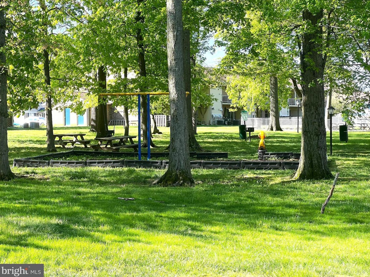 24 Shannon Dr, North Wales PA 19454-4031 exterior