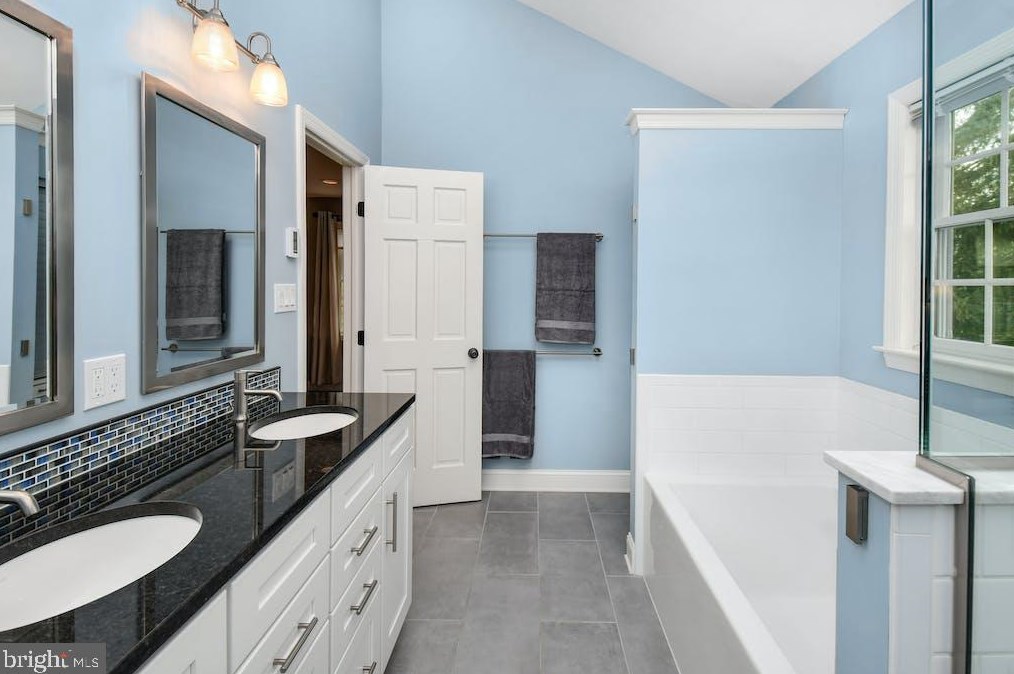 757 Shearer St, North Wales PA  19454-2747 exterior