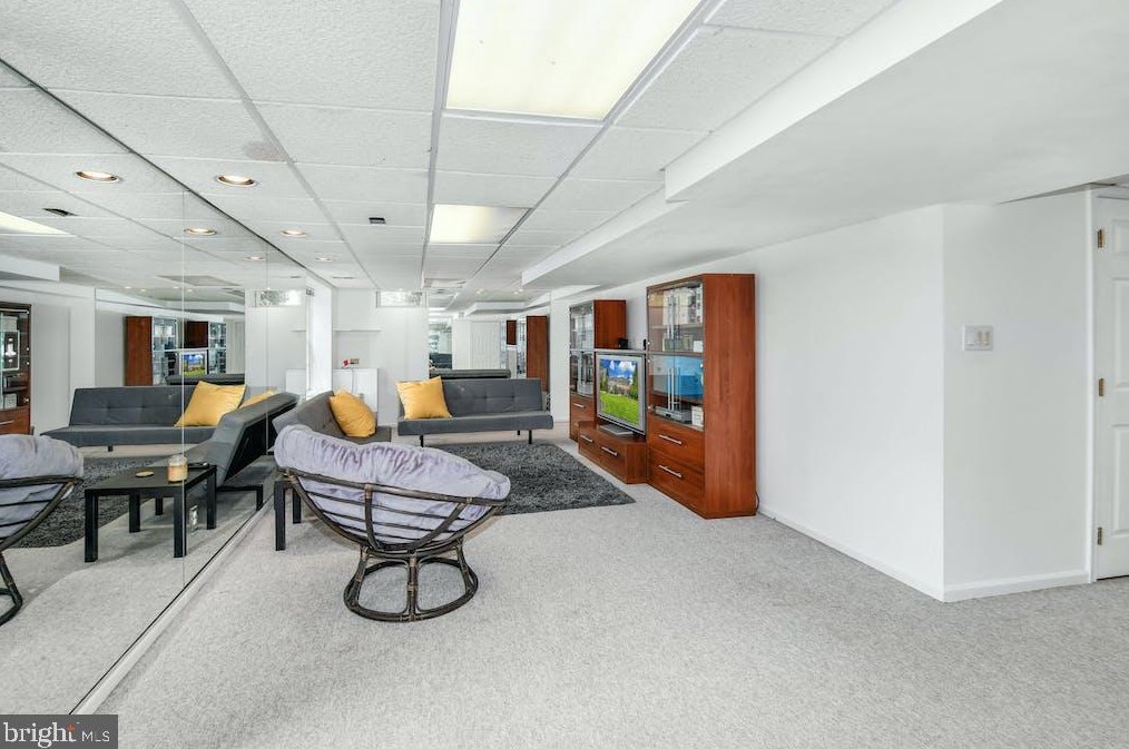 757 Shearer St, North Wales PA  19454-2747 exterior