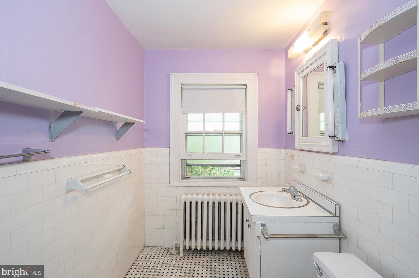 254 Hathaway Ln, Penn Wynne PA 19096-1924 exterior