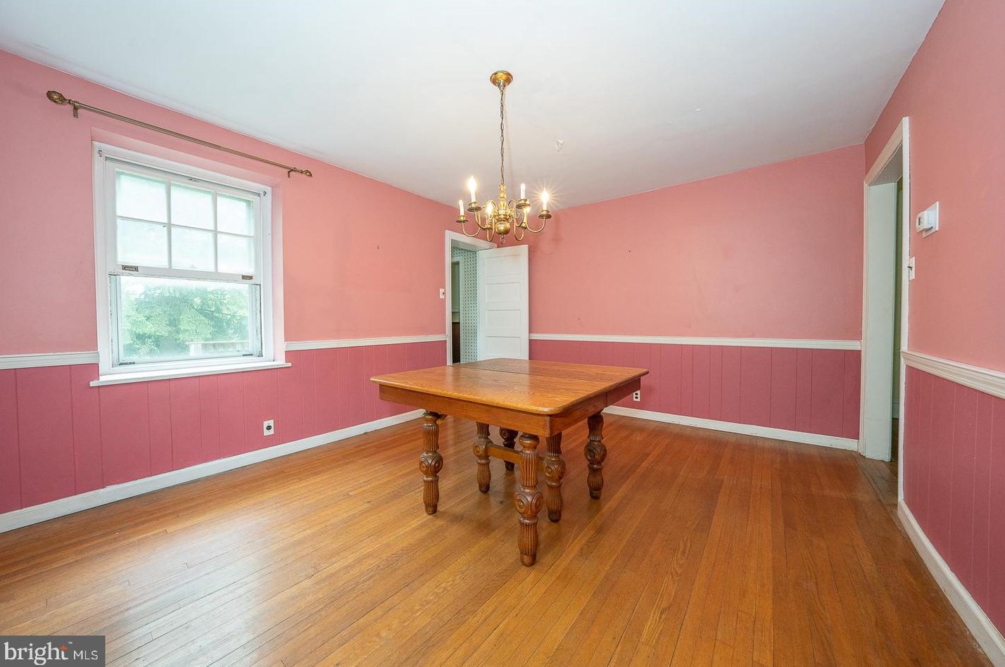 254 Hathaway Ln, Penn Wynne PA 19096-1924 exterior