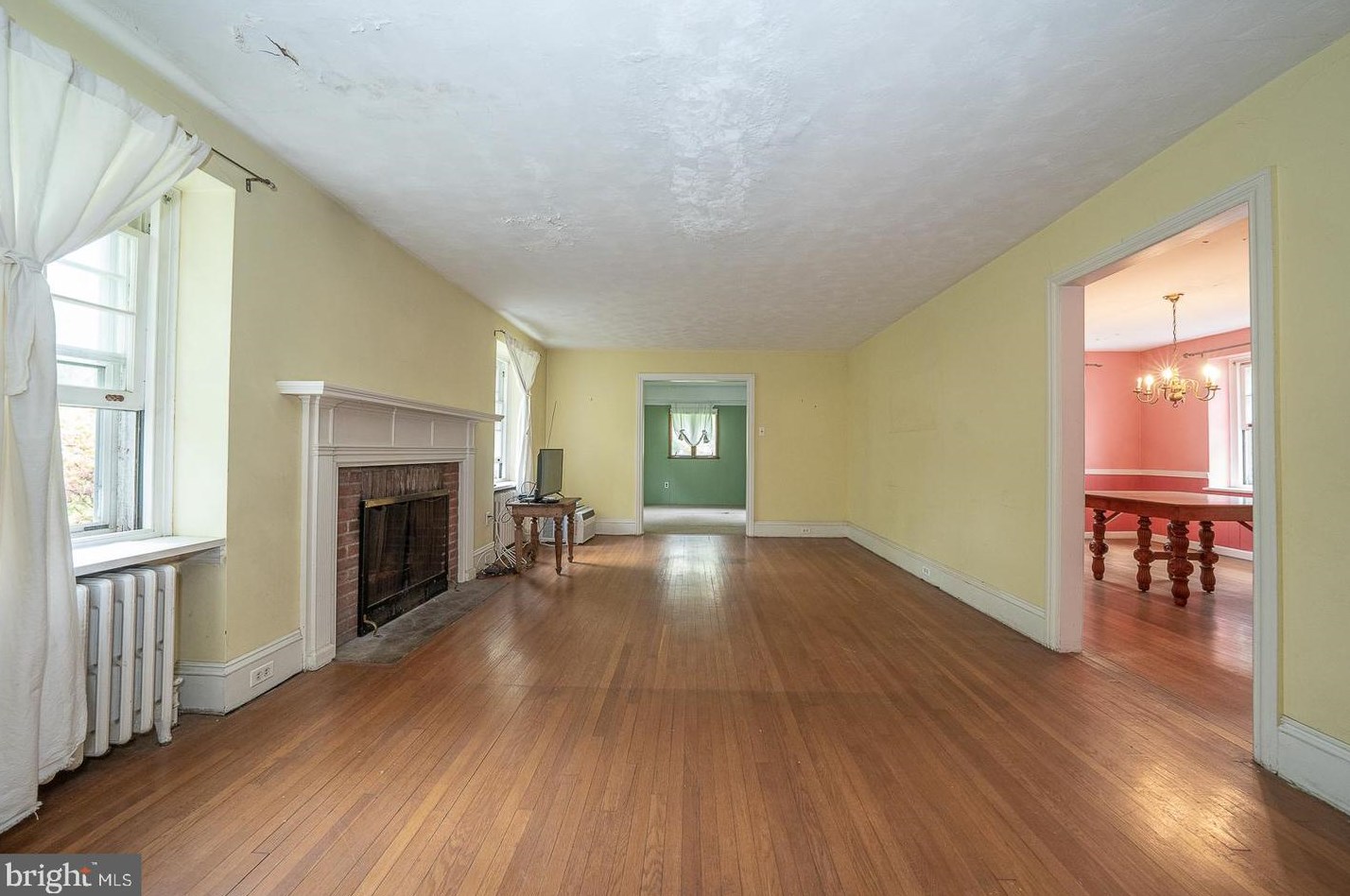 254 Hathaway Ln, Penn Wynne PA 19096-1924 exterior