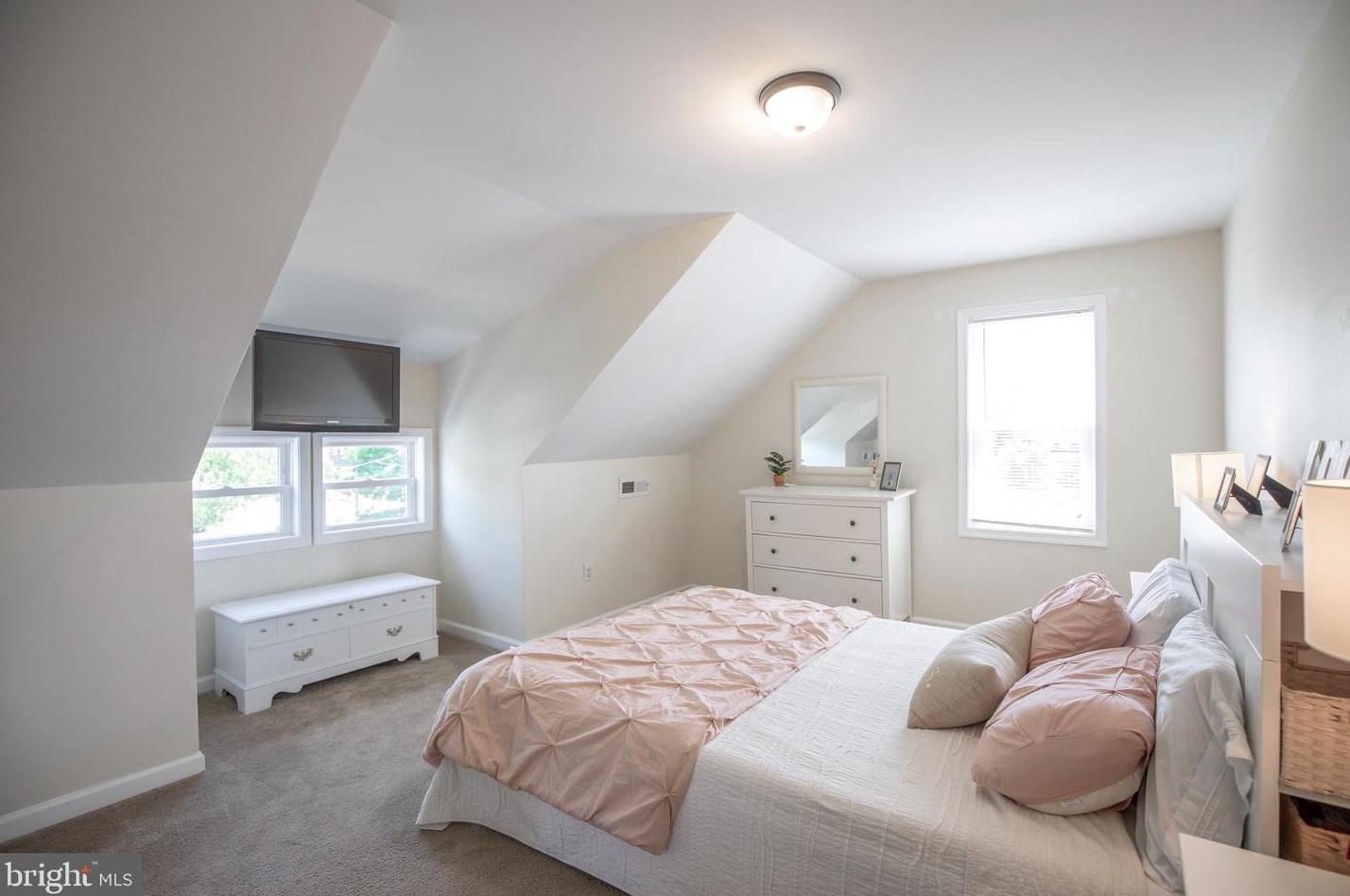 221 6th St, North Wales PA  19454-2905 exterior