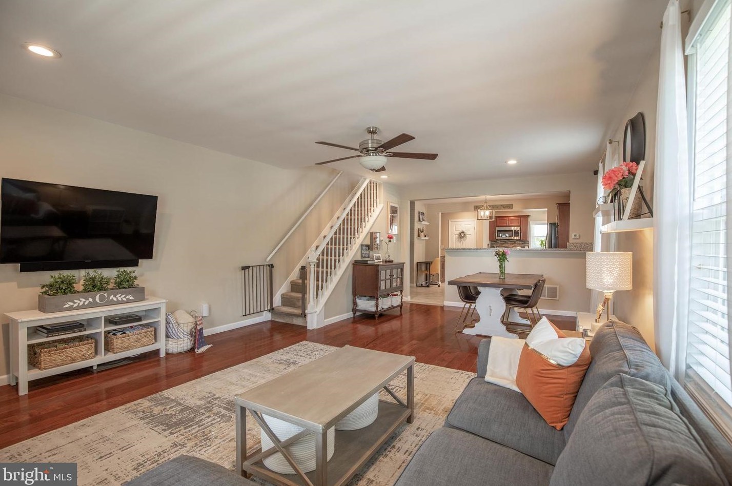 221 6th St, North Wales PA  19454-2905 exterior