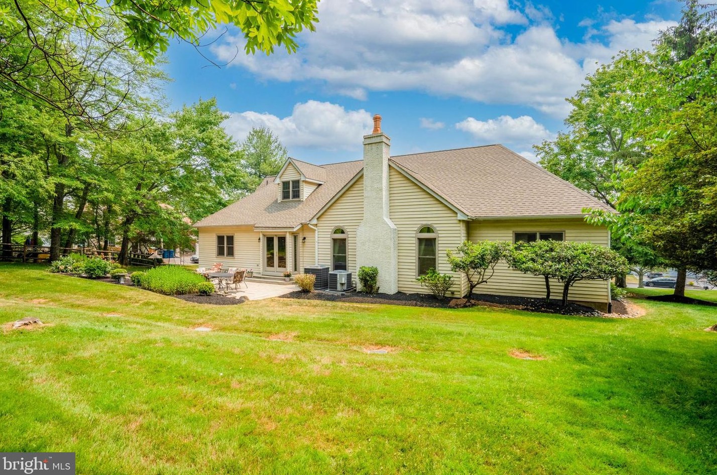 1204 Wellsley Ct, Prospectville PA 19002-2121 exterior