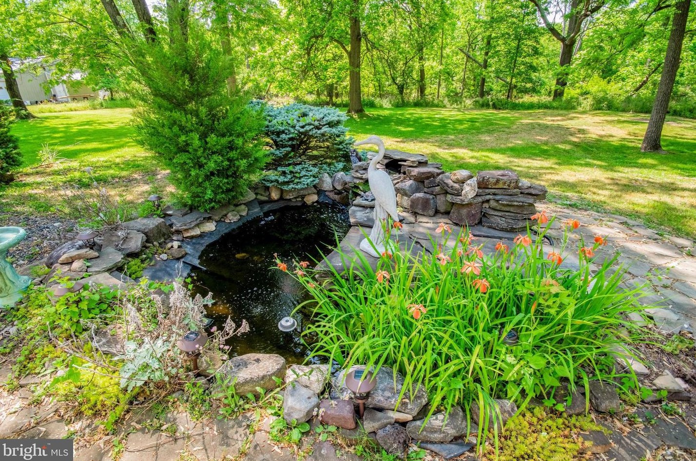 510 Elm Ave, North Wales PA 19454-3331 exterior