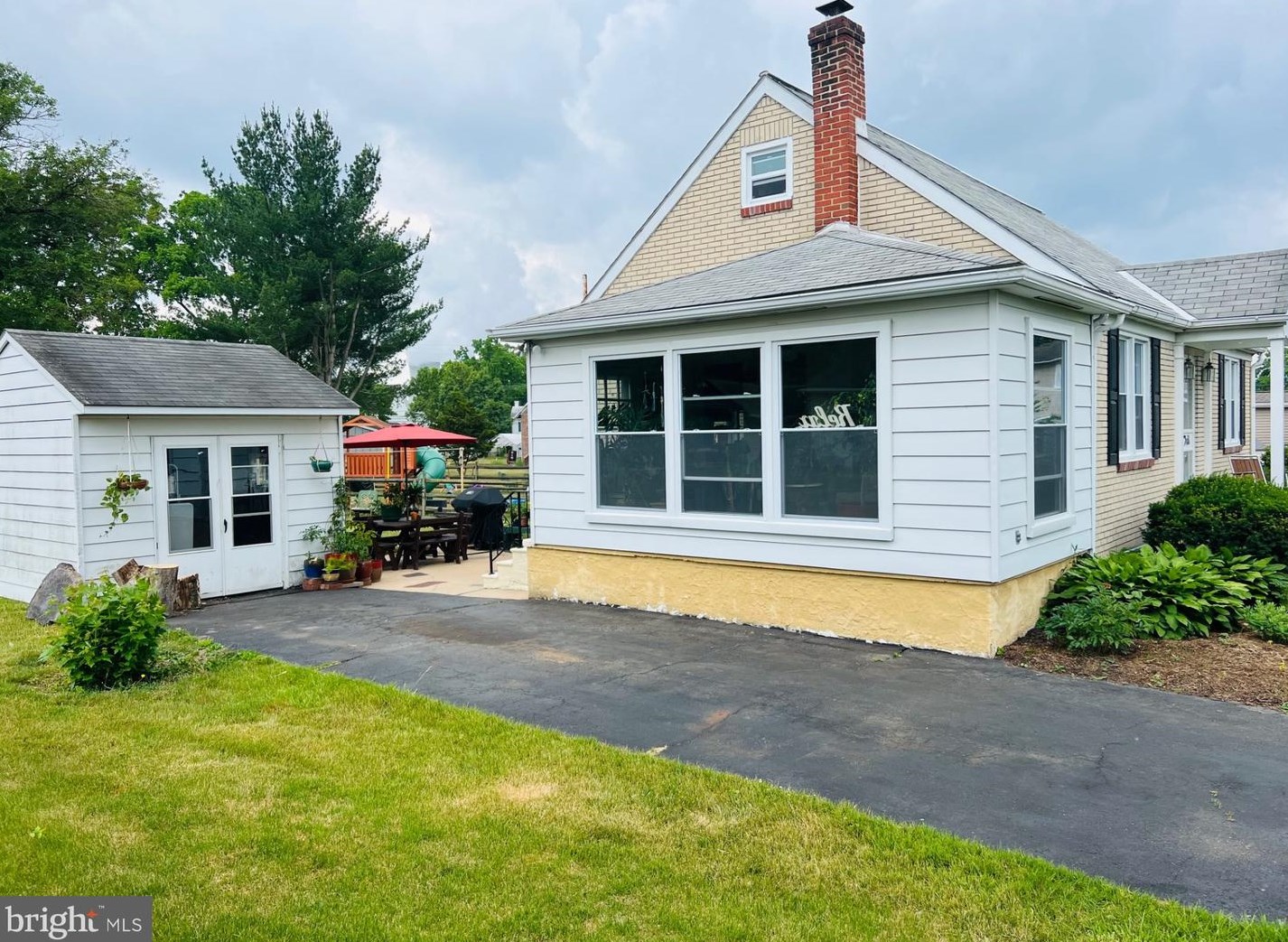 226 Hause Ave, Pottstown PA  19464-2648 exterior