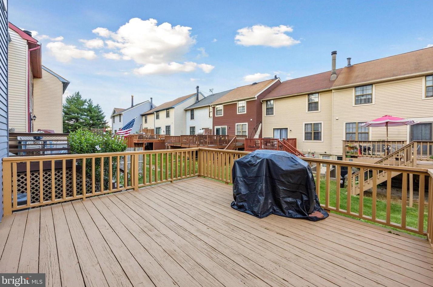 408 Livingston Ct, North Wales PA 19454-1030 exterior