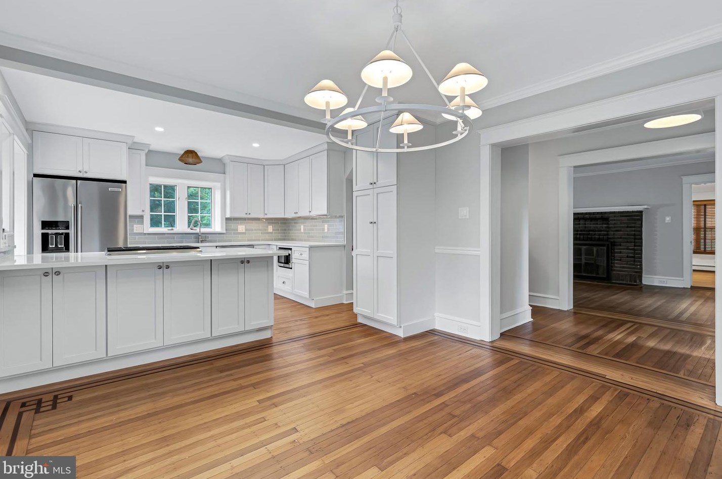 200 Smt Ave, Meadowbrook PA 19046-3110 exterior