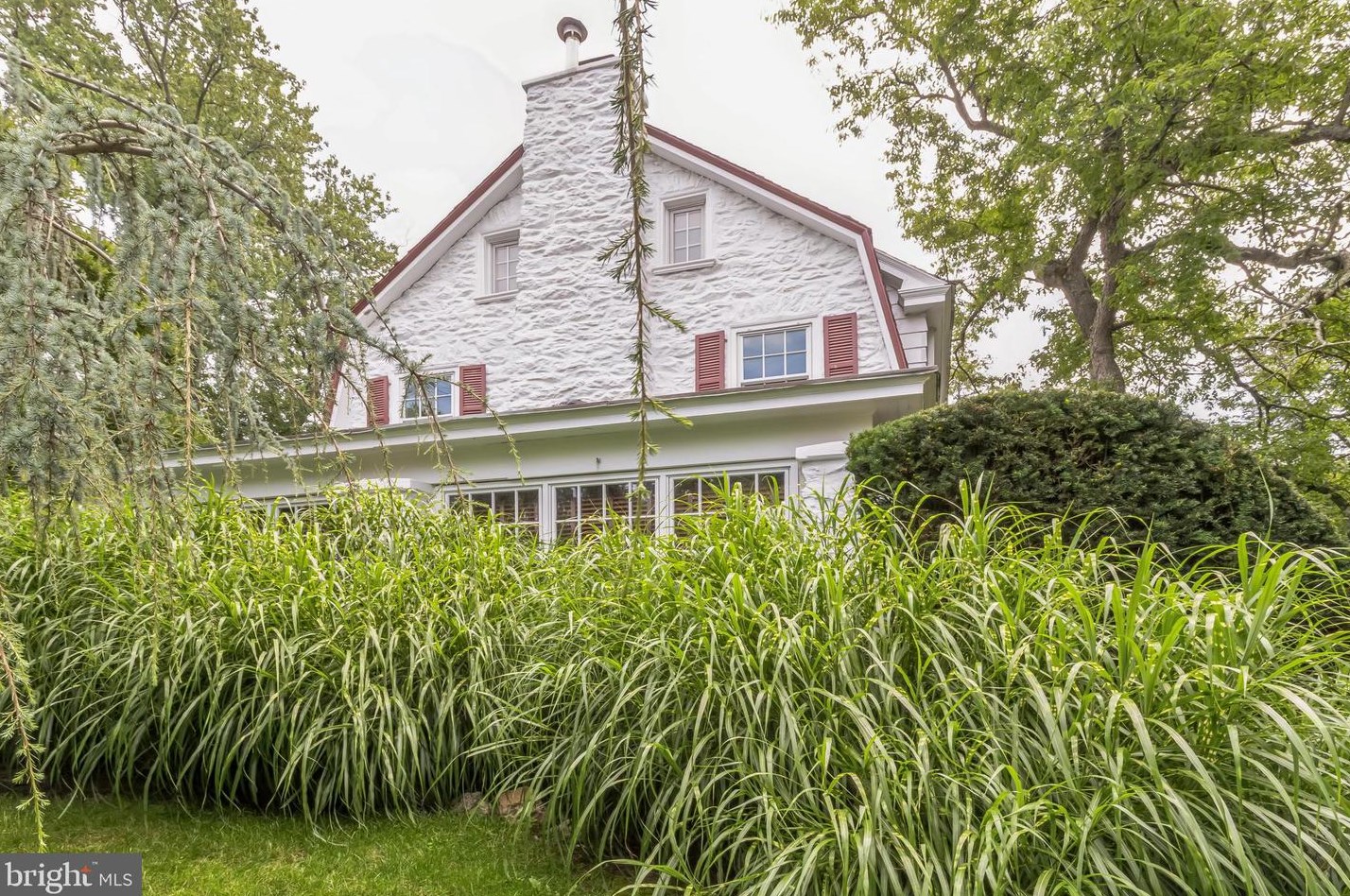 200 Smt Ave, Meadowbrook PA 19046-3110 exterior