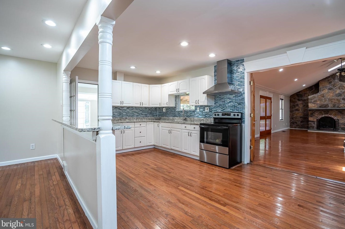 102 Weber Rd, North Wales PA  19454-2230 exterior