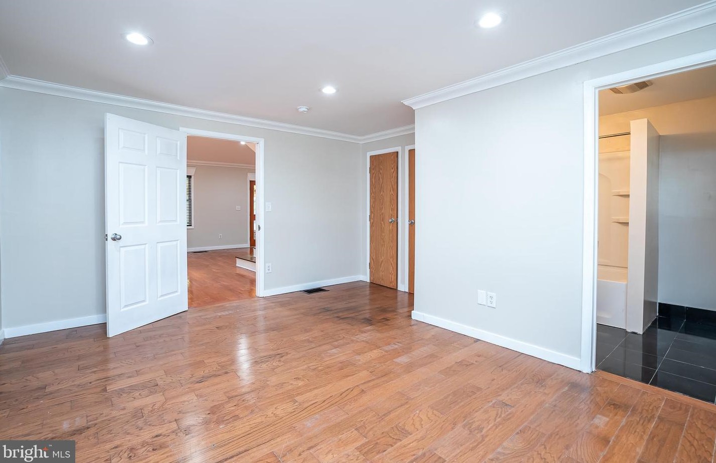 102 Weber Rd, North Wales PA  19454-2230 exterior