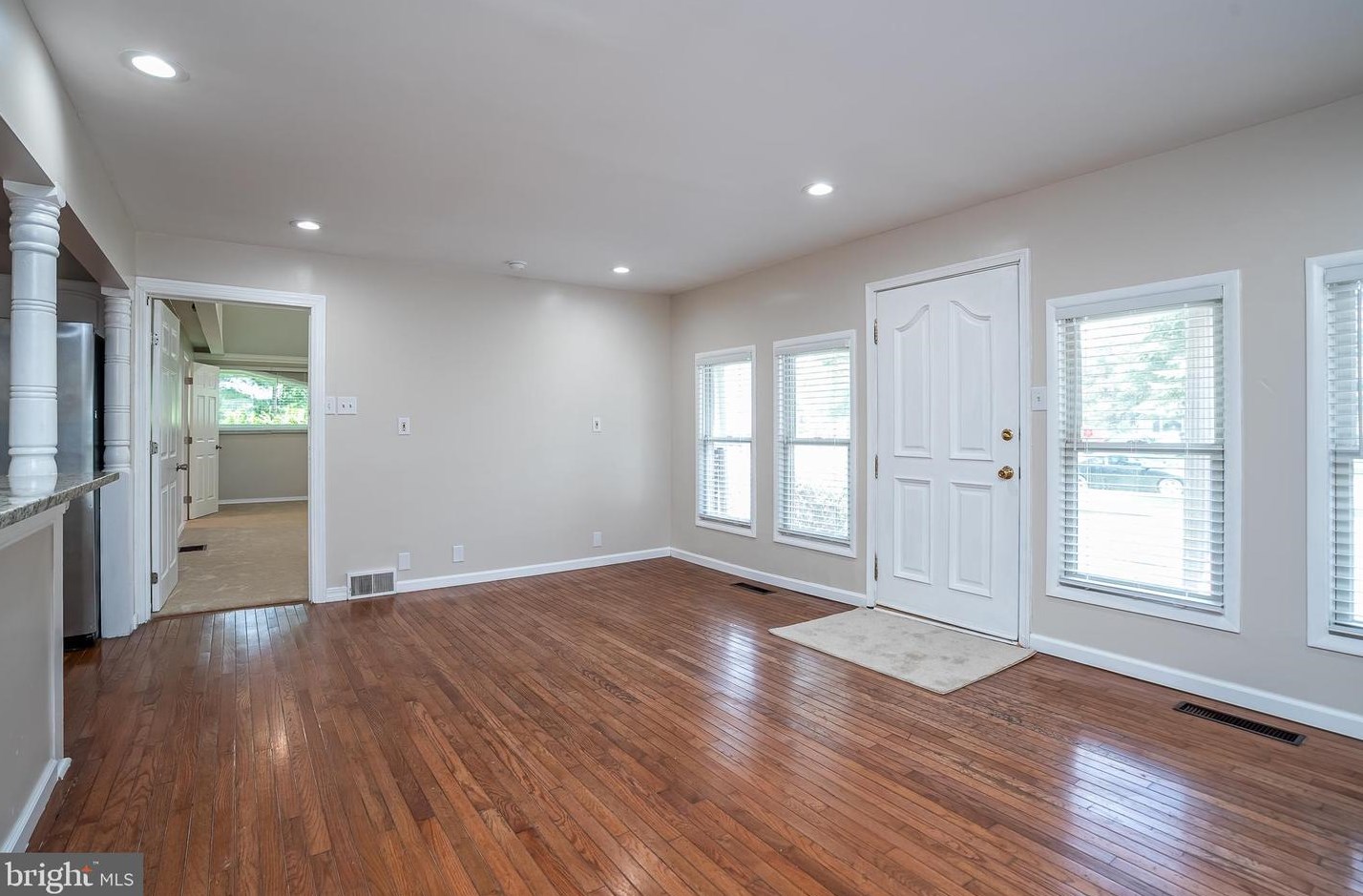 102 Weber Rd, North Wales PA  19454-2230 exterior