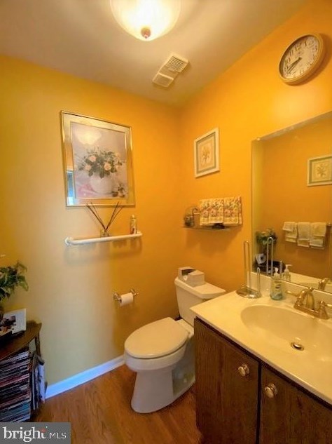 127 Preston Dr, North Wales PA  19454-4226 exterior