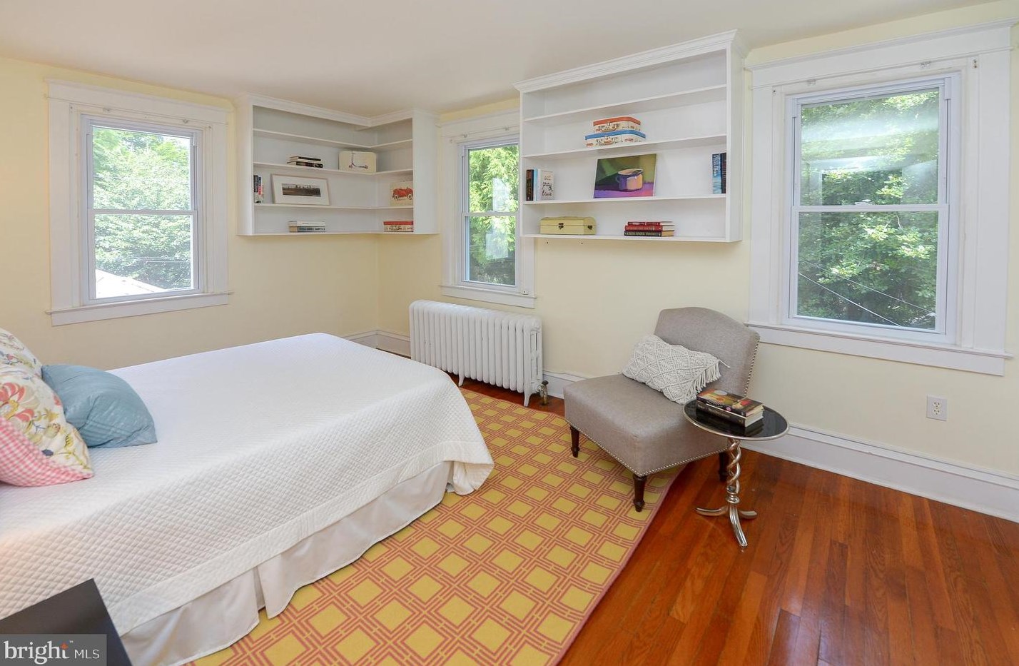 211 Lantwyn Ln, Penn Valley PA  19072-2005 exterior