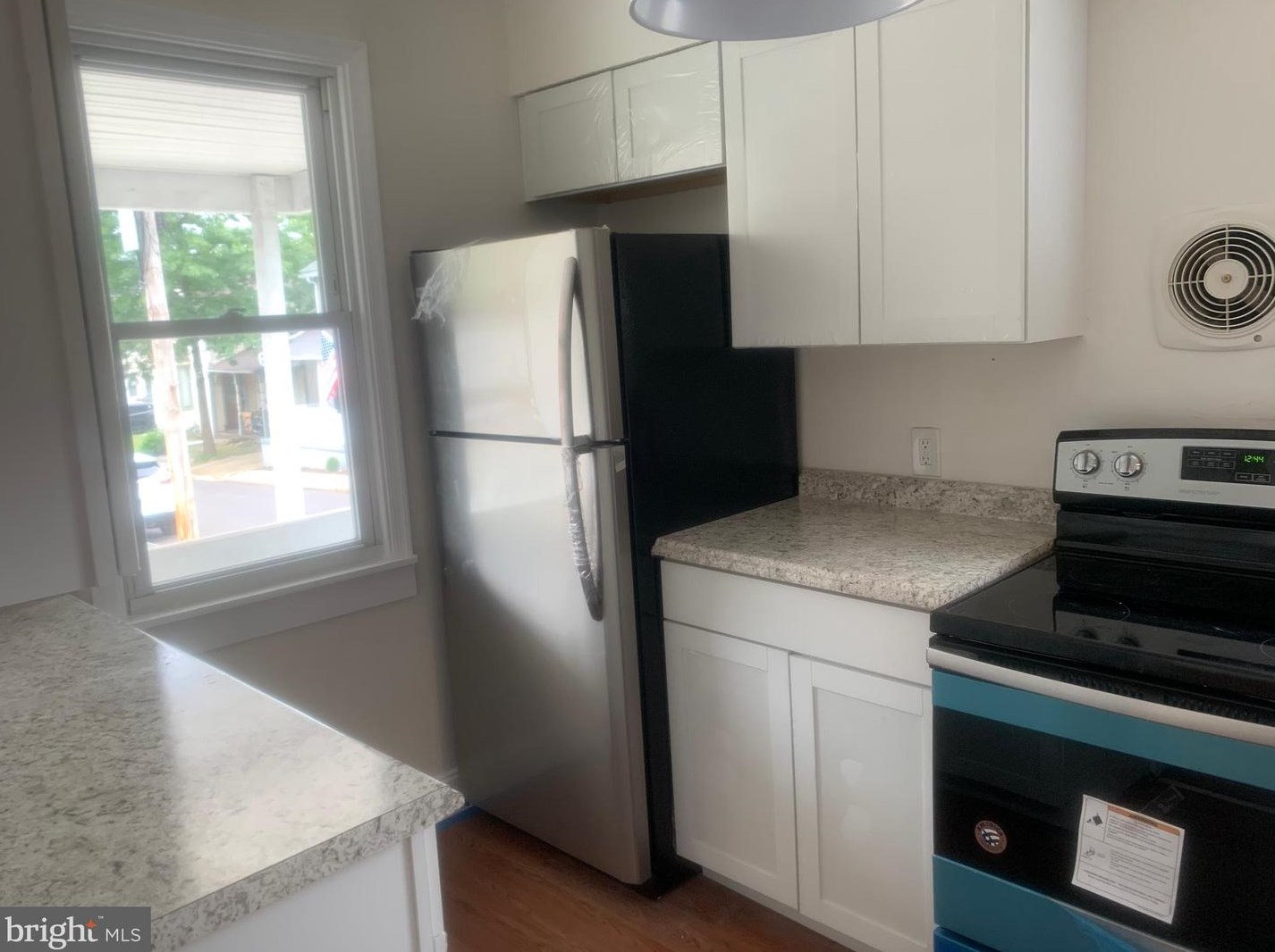 426 Montgomery Ave, North Wales PA 19454-2952 exterior