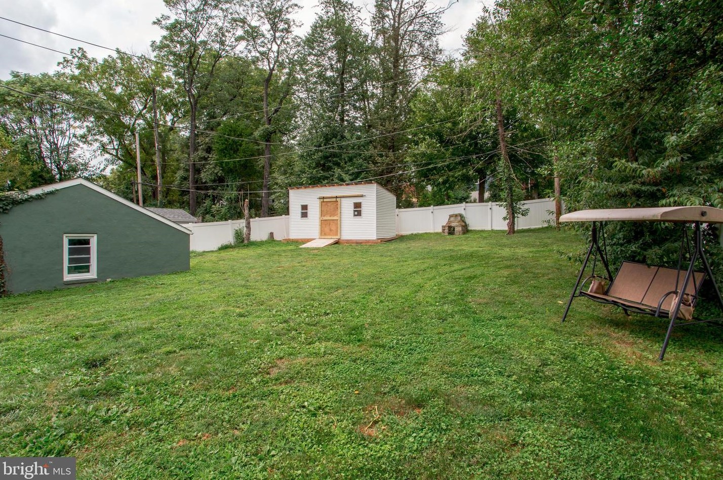 540 Baeder Rd, Meadowbrook PA  19046-1554 exterior