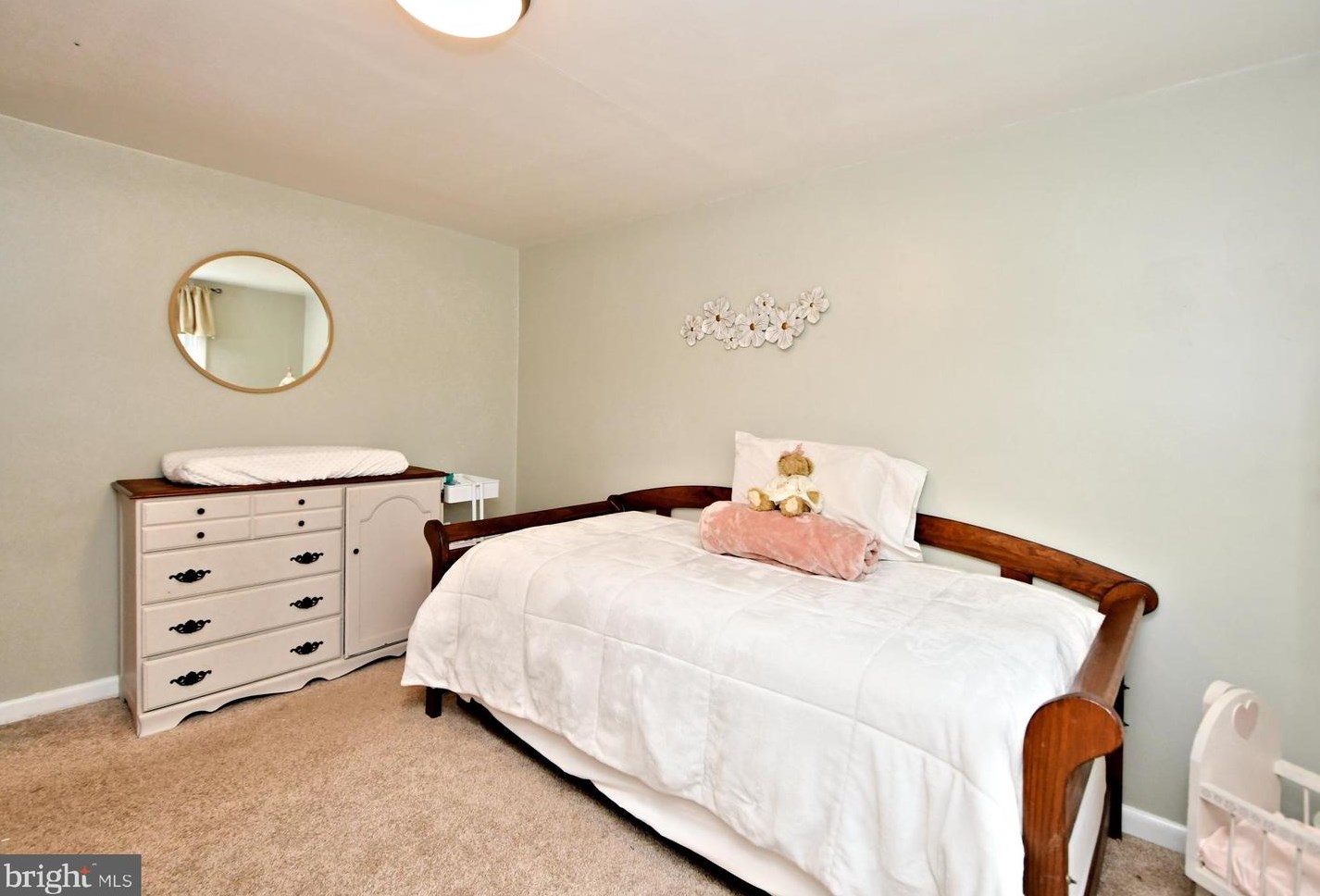 234 10 St, North Wales PA 19454-3019 exterior