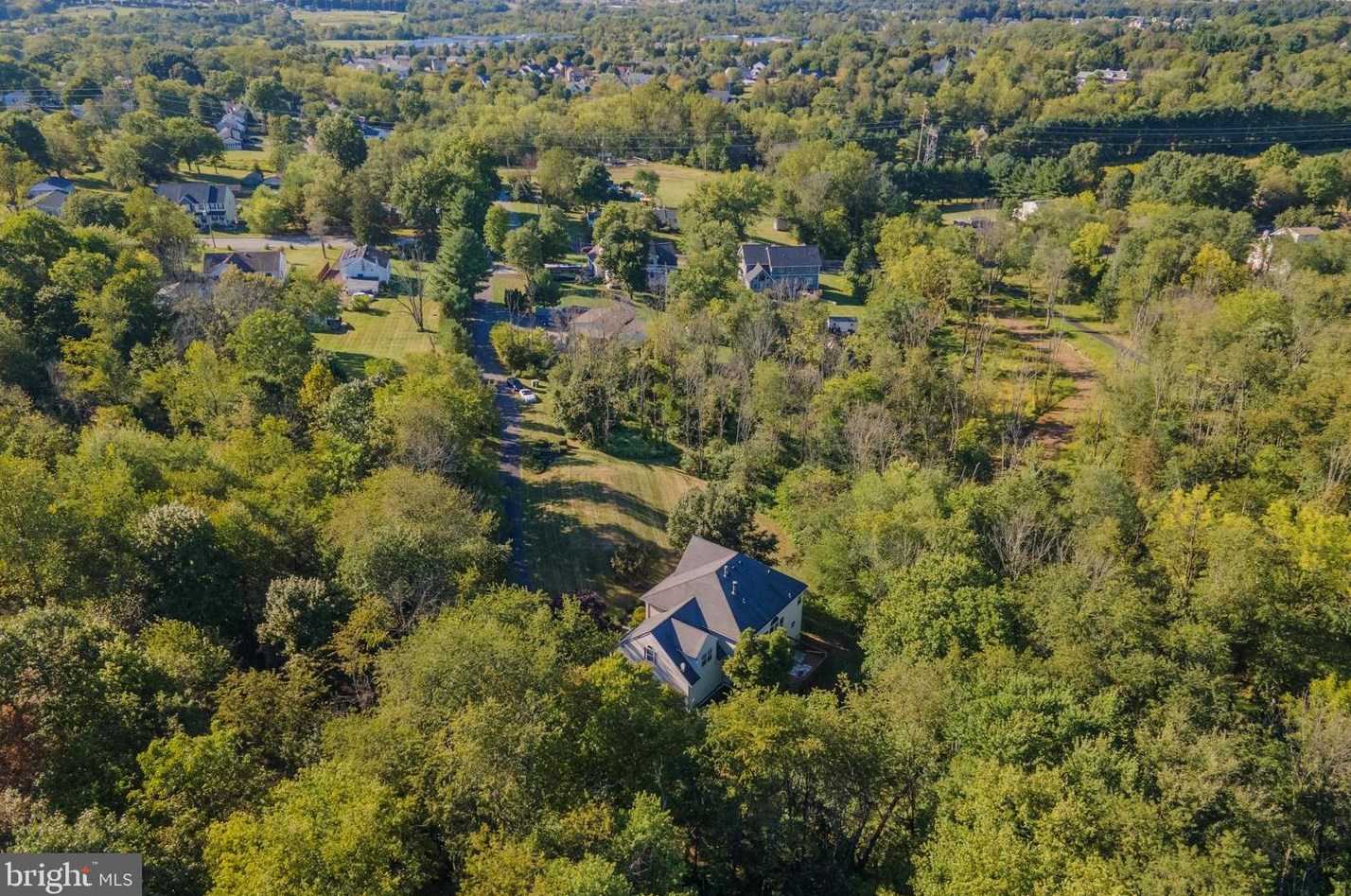 488 Fruit Farm Rd, Limerick PA 19468-3204 exterior