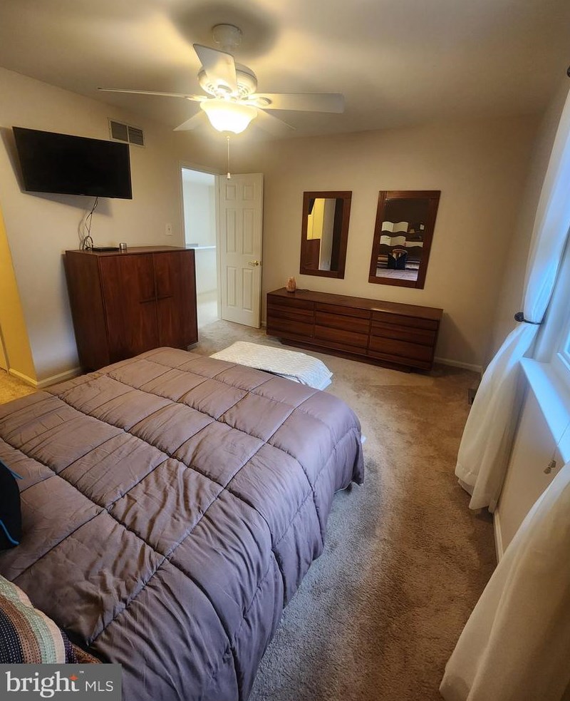 155 Stayman Dr, North Wales PA 19454-1434 exterior