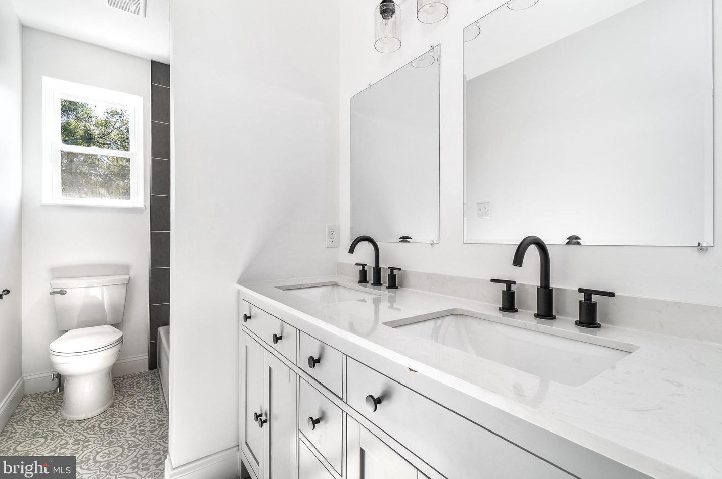 40 Brookside Rd, Ardsley PA  19038-8217 exterior