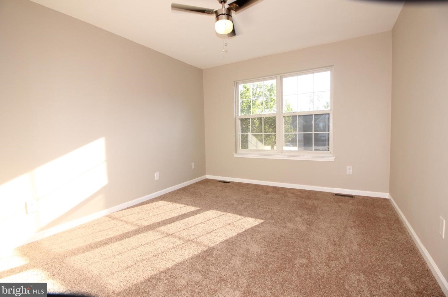 614 Ascot Ct, North Wales PA  19454-4523 exterior