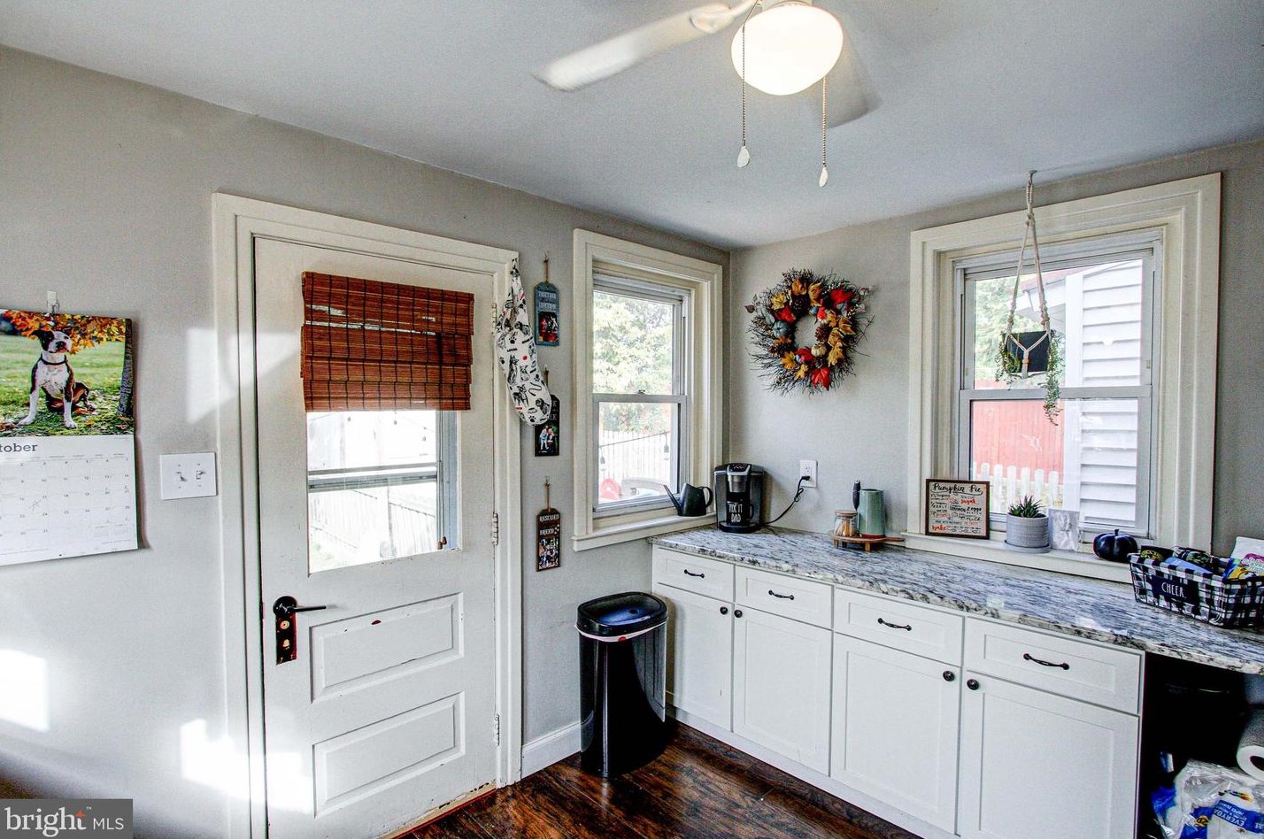 67 Edgewood St, Pottstown PA  19464-5747 exterior