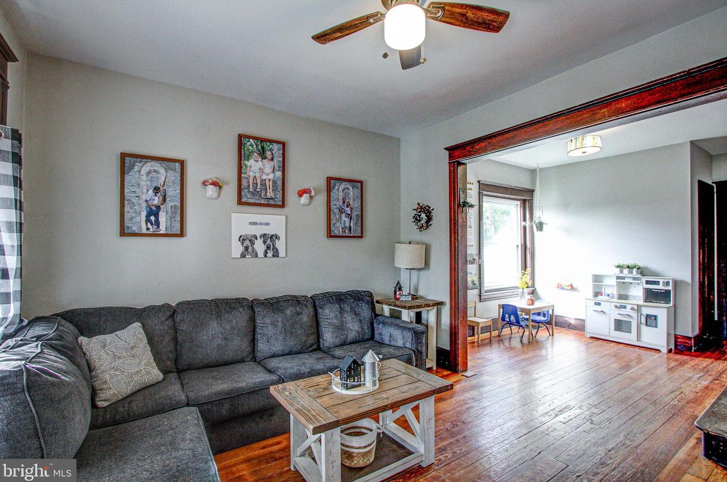 67 Edgewood St, Pottstown PA  19464-5747 exterior