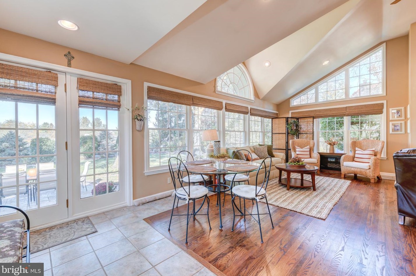 616 Shearer St, North Wales PA 19454-2610 exterior