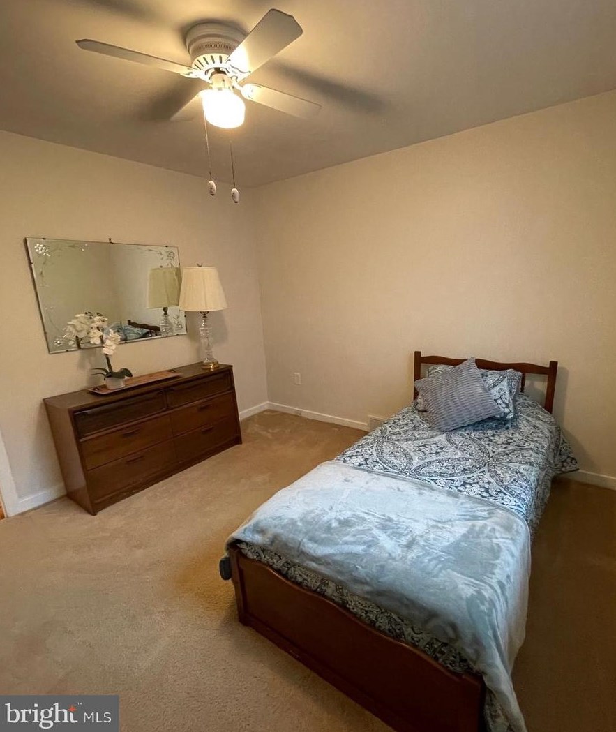 2433 Fairhill Ave, Ardsley PA  19038-3519 exterior