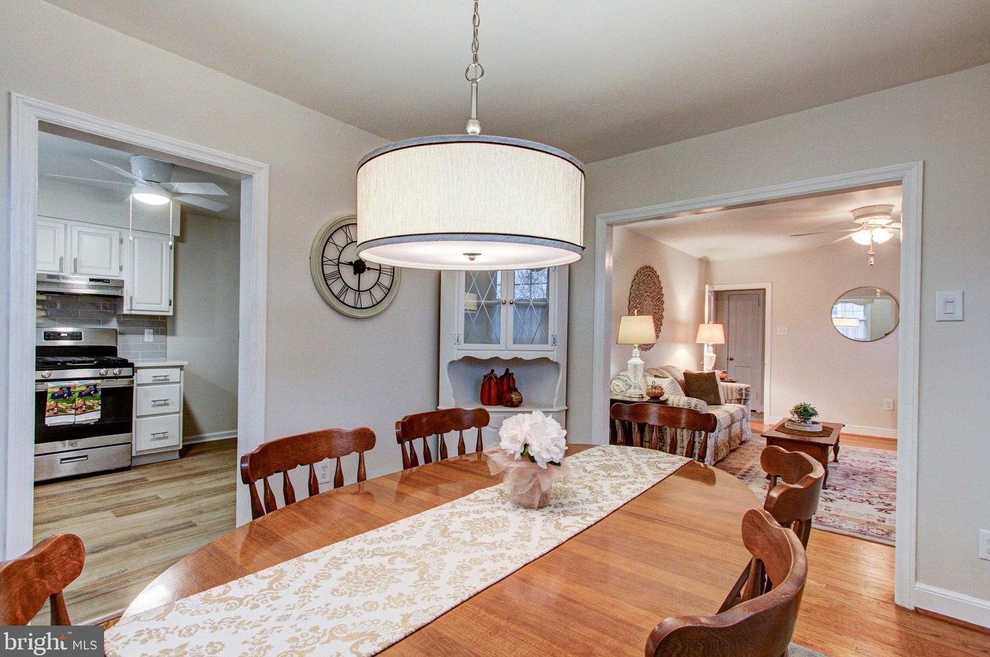 2433 Fairhill Ave, Ardsley PA  19038-3519 exterior